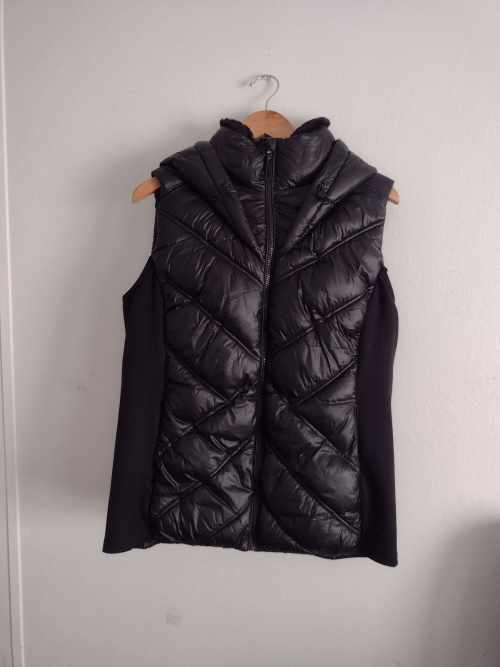 Dkny Womens Black Zip up Puffer Vest XL
